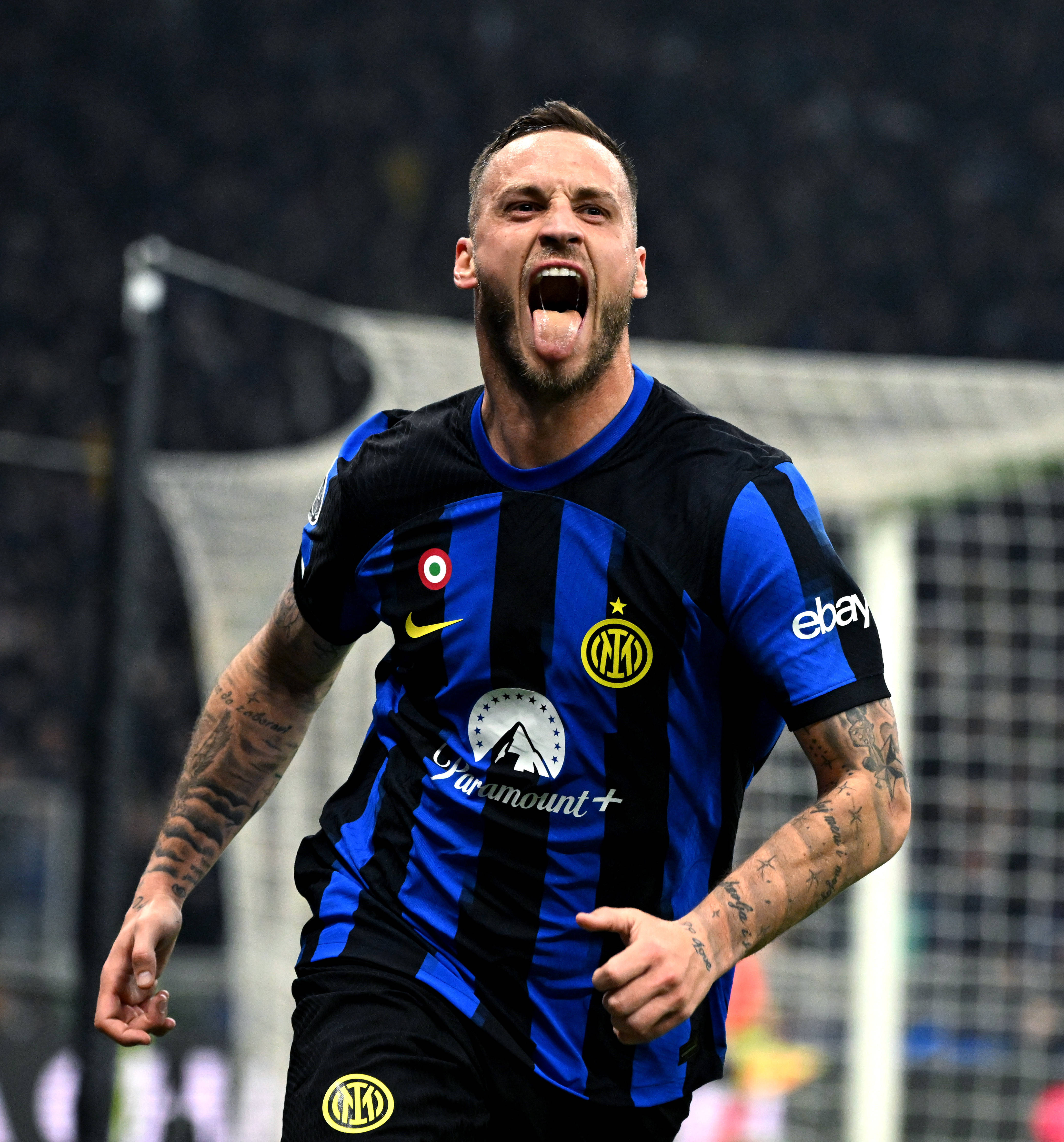 随着皇马0-2塞尔塔，一战证明三大事实，阿隆索基本失败，离下课已不远（皇马0-2负于塞尔塔：三大真相浮现，阿隆索执教受挫，下课倒计时开启）