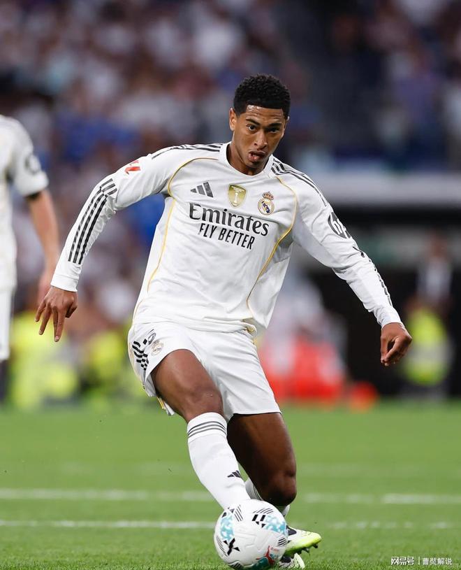 开拓者队记：今天的裁判烂到极点，完全掌控不住局面（开拓者随队记者：今晚裁判表现极差，场面完全失控）