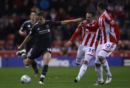 足球西甲赛程密集致伤病潮爆发（西甲密集赛程引爆伤病潮）