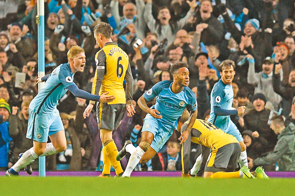 0-2！阿森纳或崩盘，切尔西爆冷，搅乱英超，曼城渔翁得利，冠军有变（0-2惨败！枪手或崩盘，蓝军爆冷搅局，曼城坐收渔利，英超冠军生变）