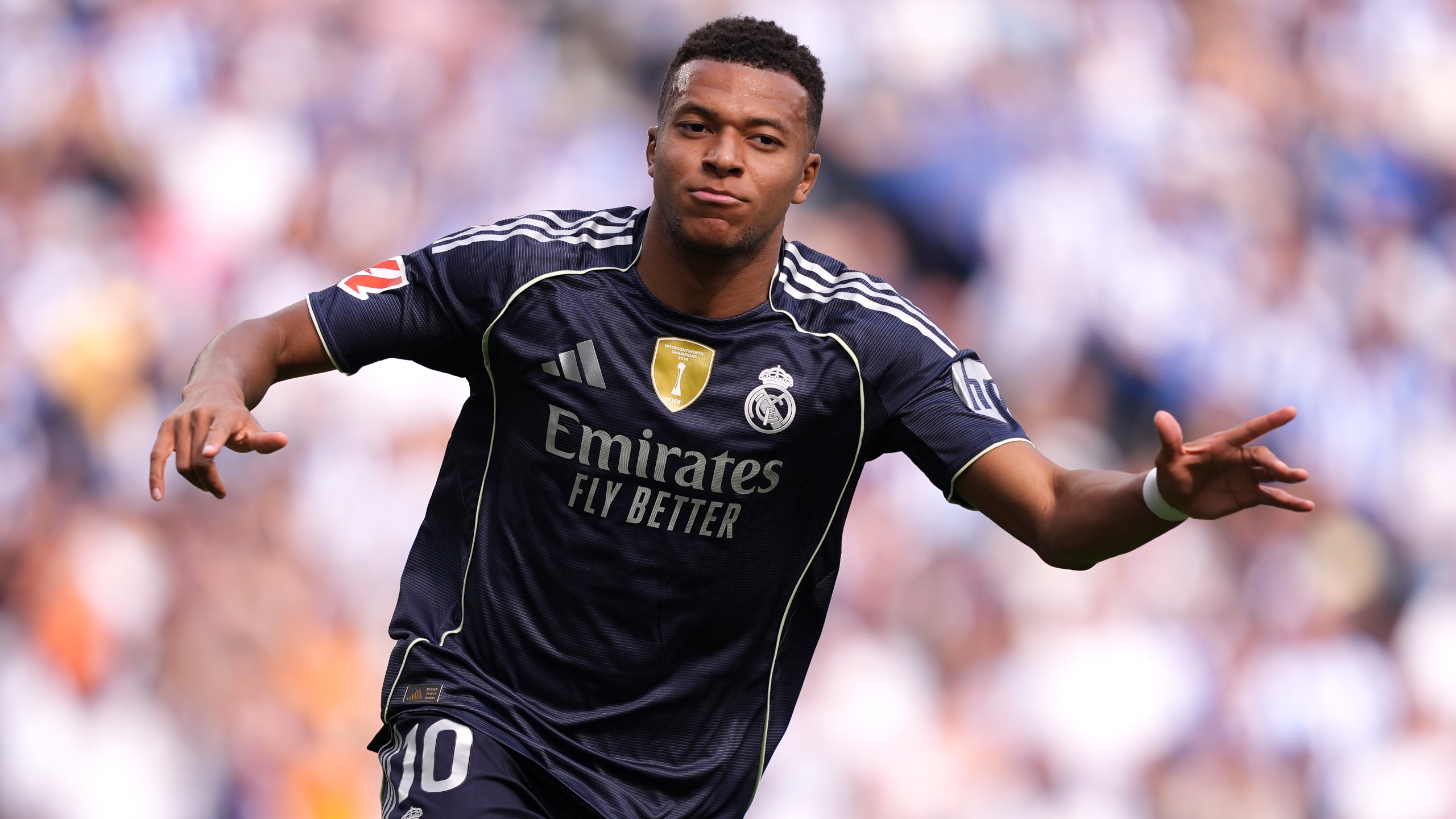 客场与毕包互交白卷，巴黎遭遇近10年球队欧冠首场0-0（巴黎客战毕包闷平0-0，近十年来首次在欧冠收获白卷）