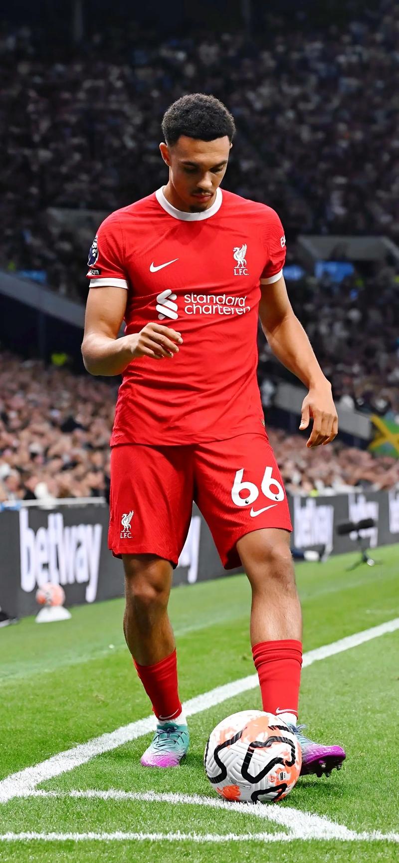 科尔：我们的掩护方式现在看不一定独特，但在六七年前是的（科尔：如今我们的掩护不算特别，但六七年前曾独树一帜）