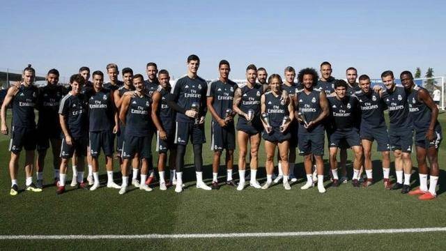 热议女足0-8英格兰：换帅至今到底练了啥；选材是否该大型化（0-8惨败英格兰，女足换帅练了啥？选材要不要大个化）