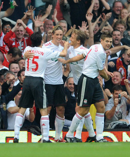 胜负晴雨表！哈特本赛季首发出战的比赛，尼克斯9胜1负（哈特首发效果显著，尼克斯本季在其先发时战绩9胜1负）