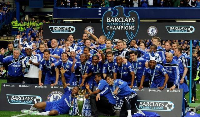 球迷刚骂完，下一秒就闭嘴了（球迷才刚开骂，转瞬哑火）