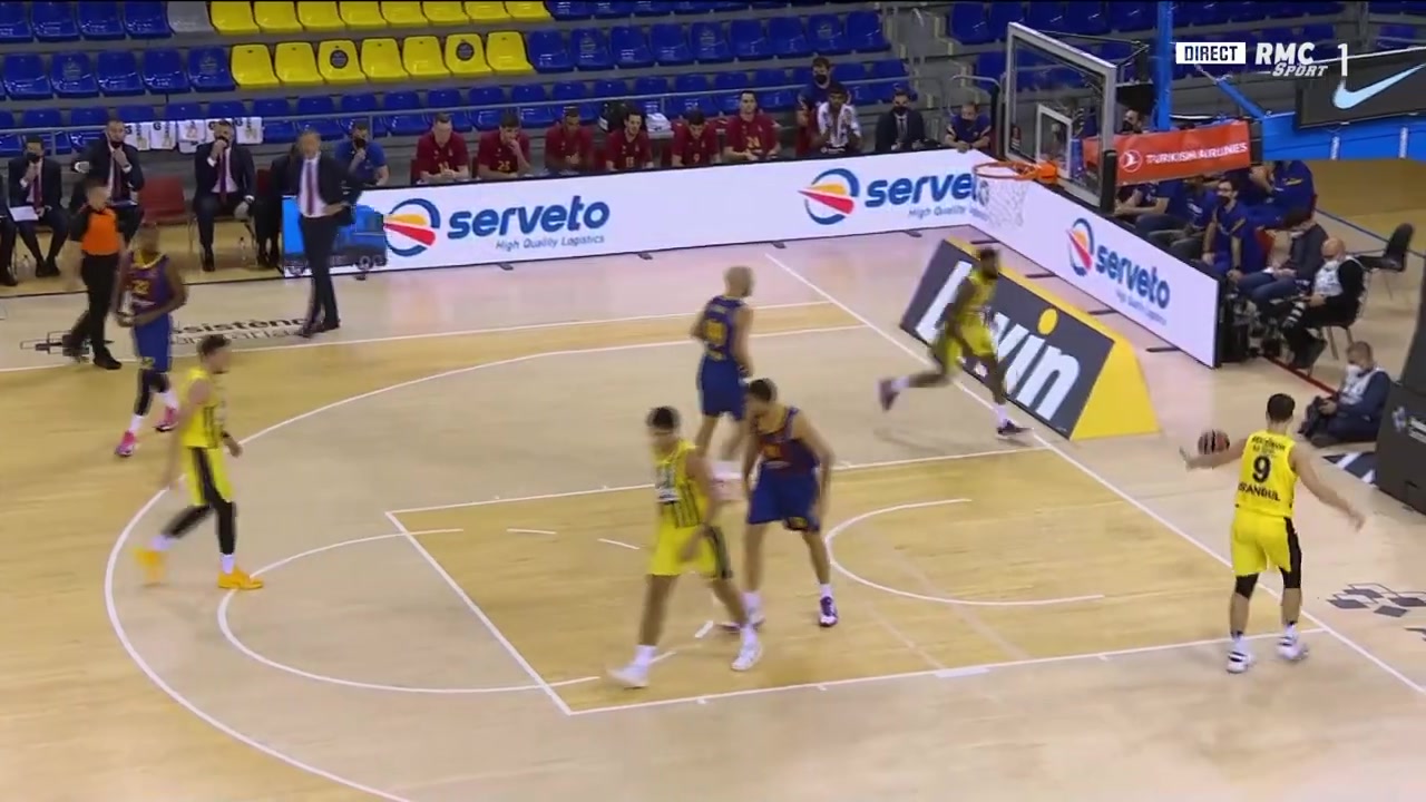 斯基拉：国米派球探考察卡利亚里20岁的右翼卫帕莱斯特拉（斯基拉报道：国米派球探赴卡利亚里考察20岁右翼卫帕莱斯特拉）