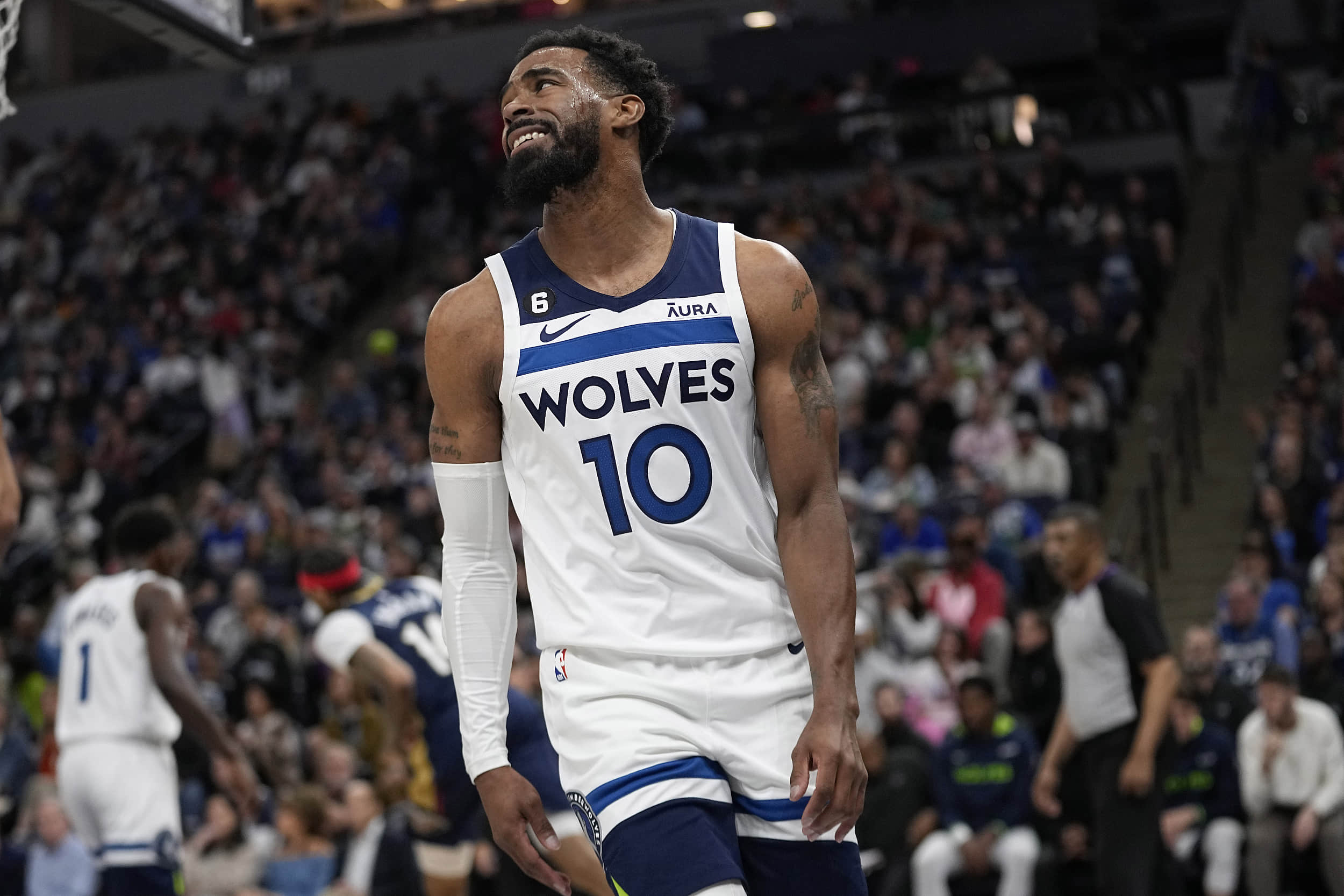 每体：贝尔纳尔将参加加泰队友谊赛，若情况好可能会出战毕包（每体：贝尔纳尔预计参加加泰友谊赛，若状态良好有望出战毕包）