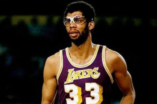 亚冠精英赛第五轮最佳阵：林加德、坎塞洛在列，塔迪奇入选（亚冠精英赛第5轮最佳阵容出炉：林加德、坎塞洛上榜，塔迪奇入选）