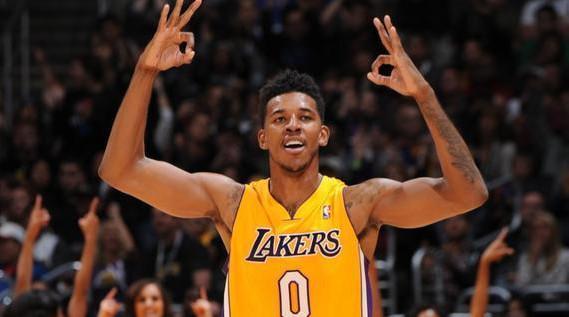 福克斯：我们想成为争冠球队，会全力争胜确保排名西部前四（福克斯：志在争冠，全力以赴锁定西部前四）