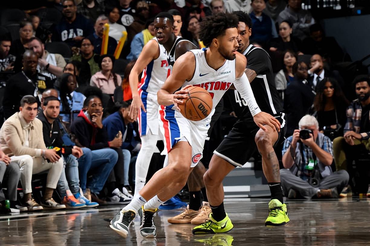 吉列斯皮连续6场进至少3个三分，NBA目前第二长（吉列斯皮连续6场至少命中3记三分，现居NBA第二长纪录）