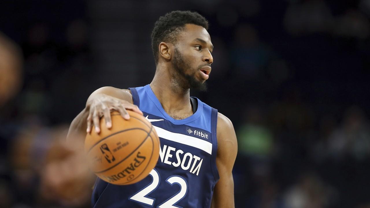 杰伦·布朗：利用防守牵制力，为队友创造进攻机会（杰伦·布朗：以防守吸引力为队友撬开进攻空间）